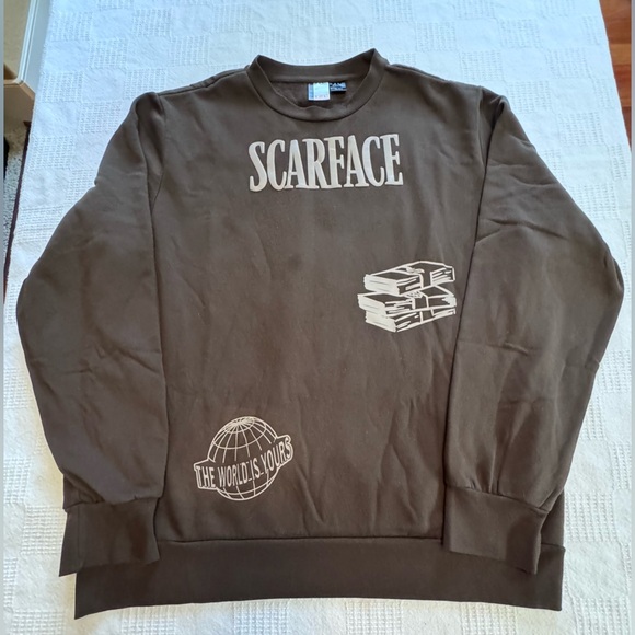 SCARFACE The World Is Yours Long Sleeve
SWEATER. He Was Tony Montana - Picture 6 of 12